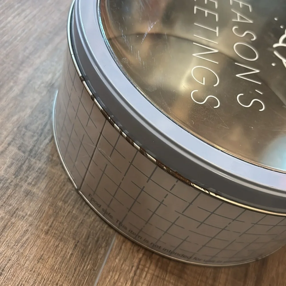 Set of 3 Christmas Holiday Cookie Tins - Baked Goods Gifting‎